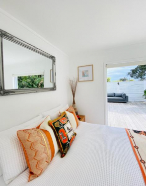 Surfdale Serenity - Bed & Breakfast